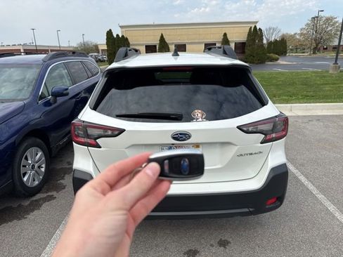 Used 2024 Subaru Outback Premium image 4