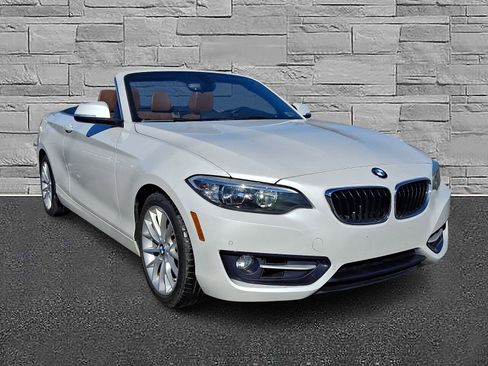 Used 2016 BMW 228i xDrive Convertible image 2