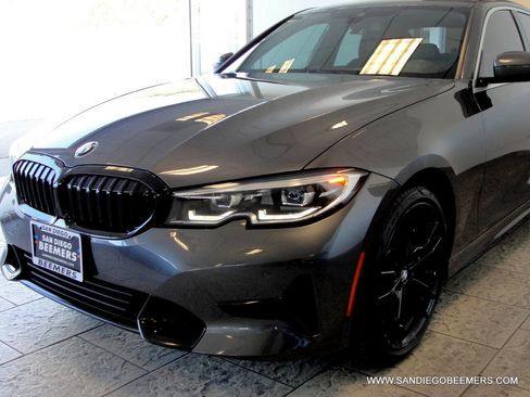 Used 2020 BMW 330i Sedan w/ Convenience Package image 30