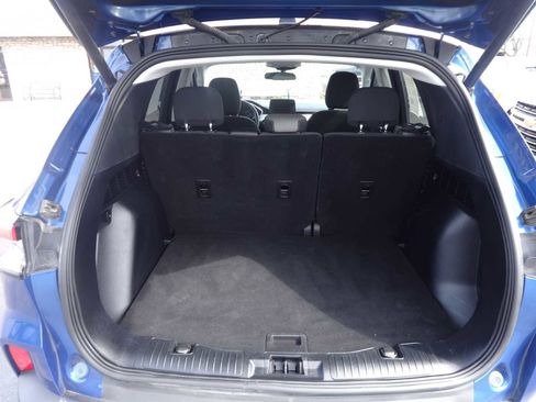 Used 2022 Ford Escape SE w/ Convenience Package image 9