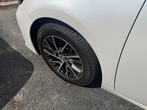 Used 2017 Lexus ES 350 w/ Navigation System Package image 7