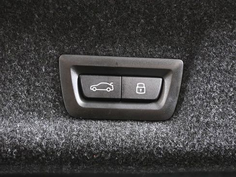 Certified 2024 BMW M340i xDrive w/ Premium Package image 37