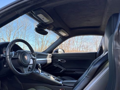 Used 2013 Porsche 911 Carrera 4S image 17