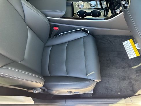 New 2026 Genesis GV70 2.5T image 13