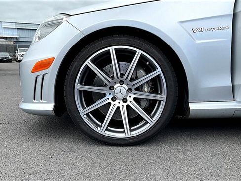Used 2012 Mercedes-Benz E 63 AMG Wagon image 8