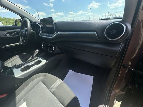 Used 2023 Chevrolet Blazer LT AWD/4WD image 31