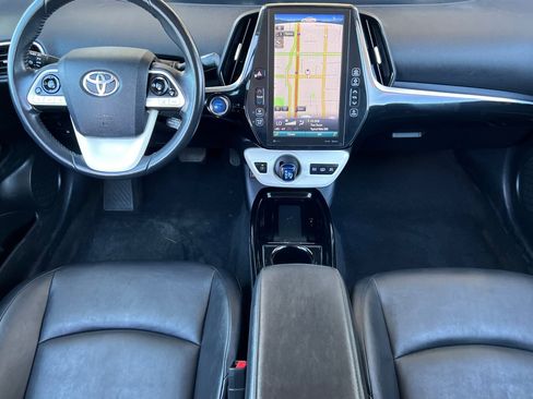 Used 2018 Toyota Prius Prime Premium image 13