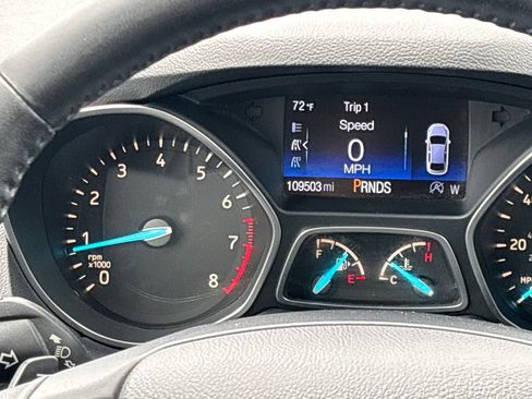 Used 2017 Ford Escape Titanium AWD/4WD image 19