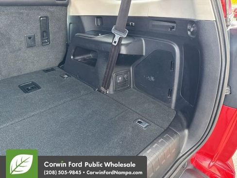 Used 2016 Toyota 4Runner SR5 Premium image 36