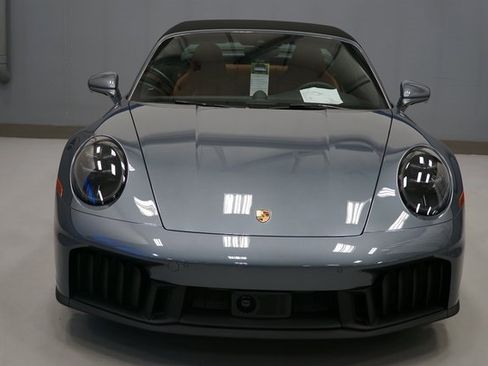 Certified 2026 Porsche 911 Targa 4 GTS image 13