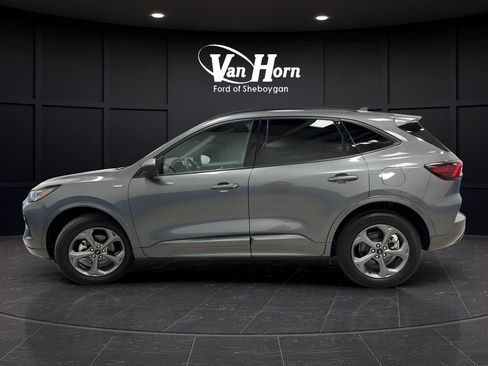 Used 2024 Ford Escape ST-Line w/ Tech Pack #1 AWD/4WD image 6
