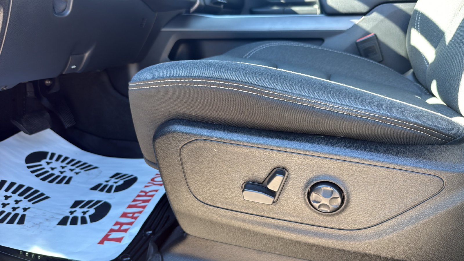 Used 2021 RAM 1500 Lone Star AWD/4WD image 10