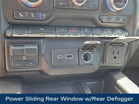 Used 2022 GMC Sierra 1500 Denali w/ Denali Premium Package AWD/4WD image 19