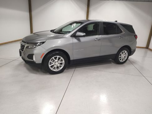 Used 2024 Chevrolet Equinox LT image 4