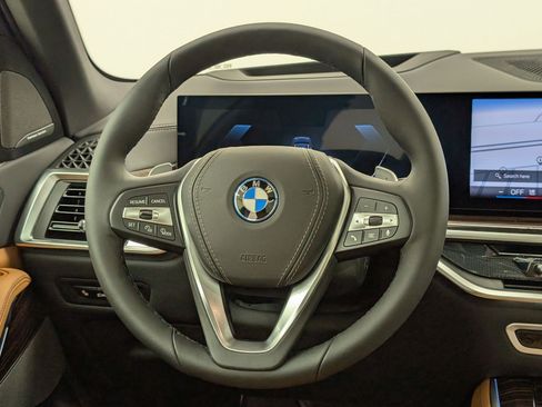 New 2026 BMW X5 xDrive50e image 18