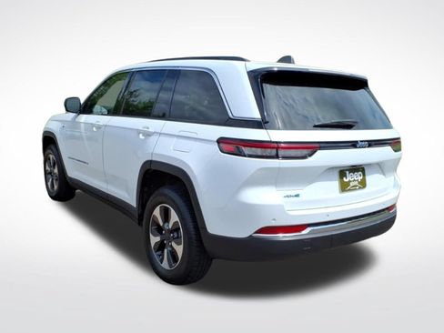 Used 2024 Jeep Grand Cherokee Limited 4xe AWD/4WD image 3
