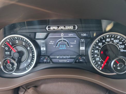 Used 2019 RAM 1500 Laramie image 19