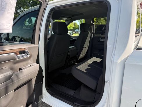 Used 2022 GMC Sierra 1500 Elevation AWD/4WD image 12