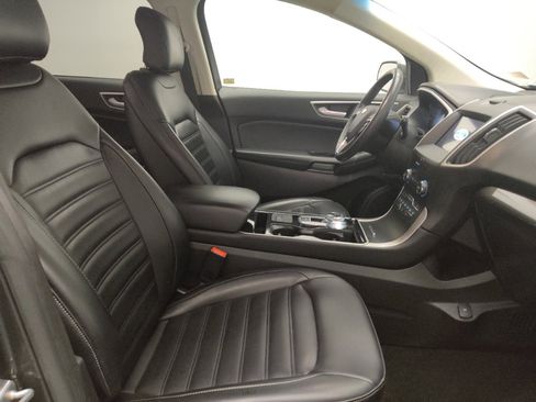 Used 2019 Ford Edge SEL w/ Equipment Group 201A image 21