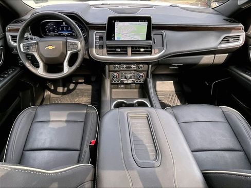 Used 2023 Chevrolet Tahoe Premier w/ Premium Package 2 AWD/4WD image 22