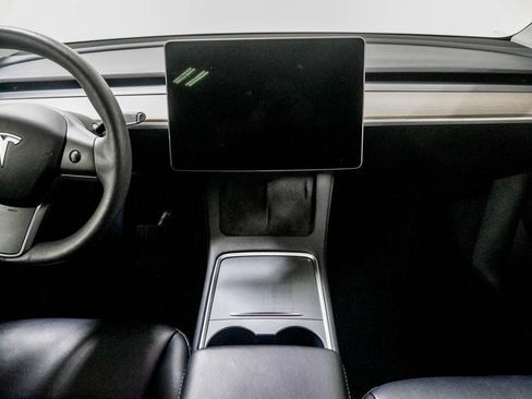 Used 2023 Tesla Model Y Long Range AWD/4WD image 22