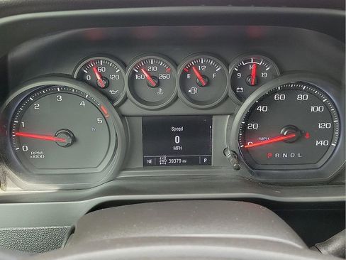 Used 2024 GMC Sierra 2500 Pro w/ 1SA Pro Safety Plus Package AWD/4WD image 17