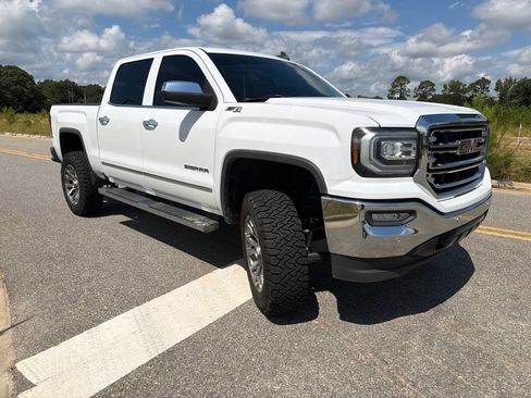 Used 2018 GMC Sierra 1500 SLT AWD/4WD image 5