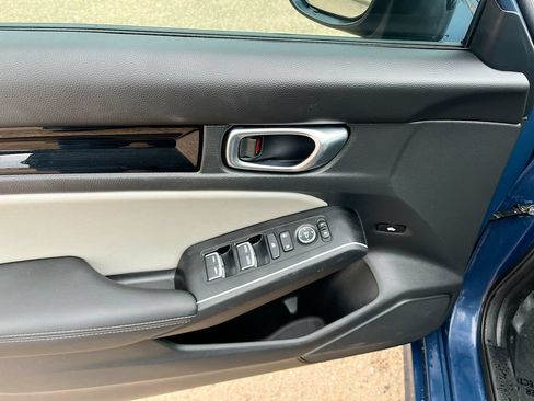 Used 2025 Honda Civic Sport Touring image 18