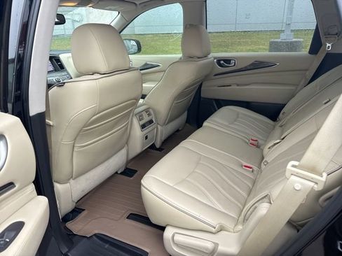 Used 2019 INFINITI QX60 Luxe w/ Essential Package image 8