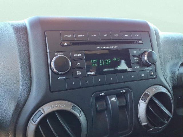 Used 2016 Jeep Wrangler Sport w/ Quick Order Package 24S AWD/4WD image 20