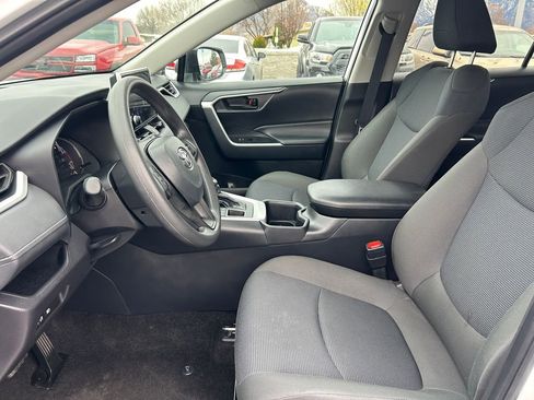 Used 2025 Toyota RAV4 LE image 25