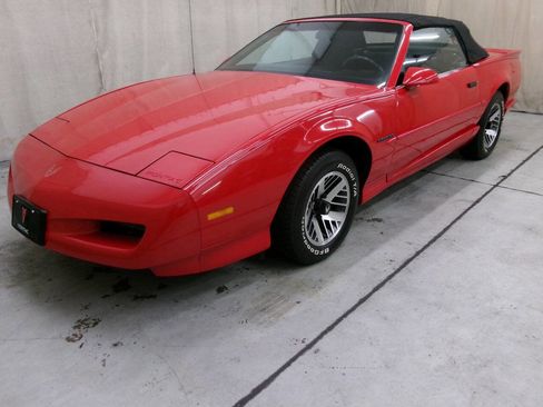 Used 1991 Pontiac Firebird Convertible image 8