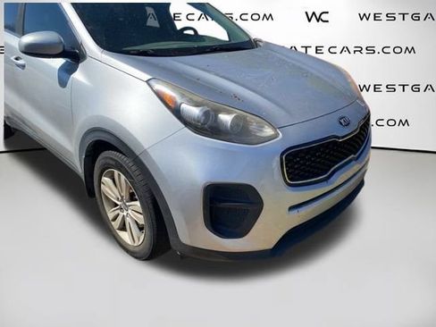 Used 2019 Kia Sportage LX FWD image 14