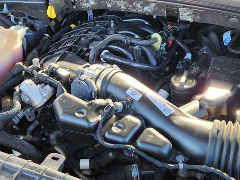 Used 2023 Jeep Grand Cherokee Altitude image 33