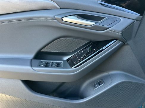 New 2025 Audi A6 e-tron Premium image 11