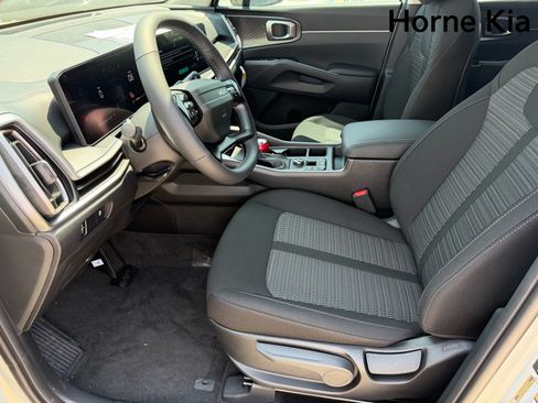 New 2026 Kia Sorento LX FWD image 9