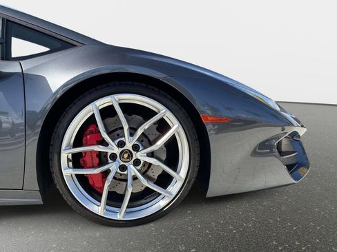 Used 2018 Lamborghini Huracan LP 580-2 RWD image 21