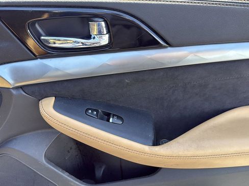 Used 2016 Nissan Maxima SR FWD image 25