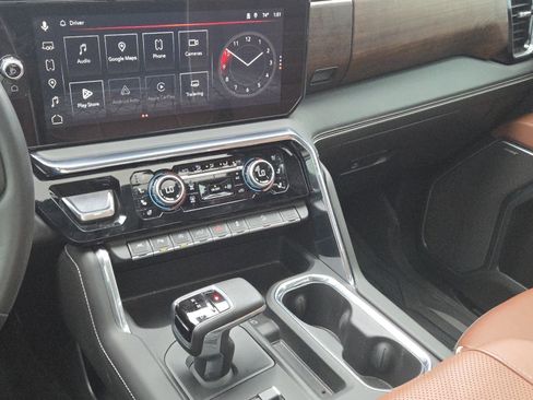 Used 2025 GMC Sierra 1500 Denali Ultimate image 36