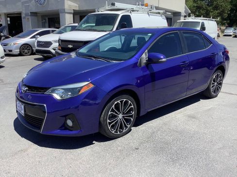 Used 2015 Toyota Corolla S FWD image 2