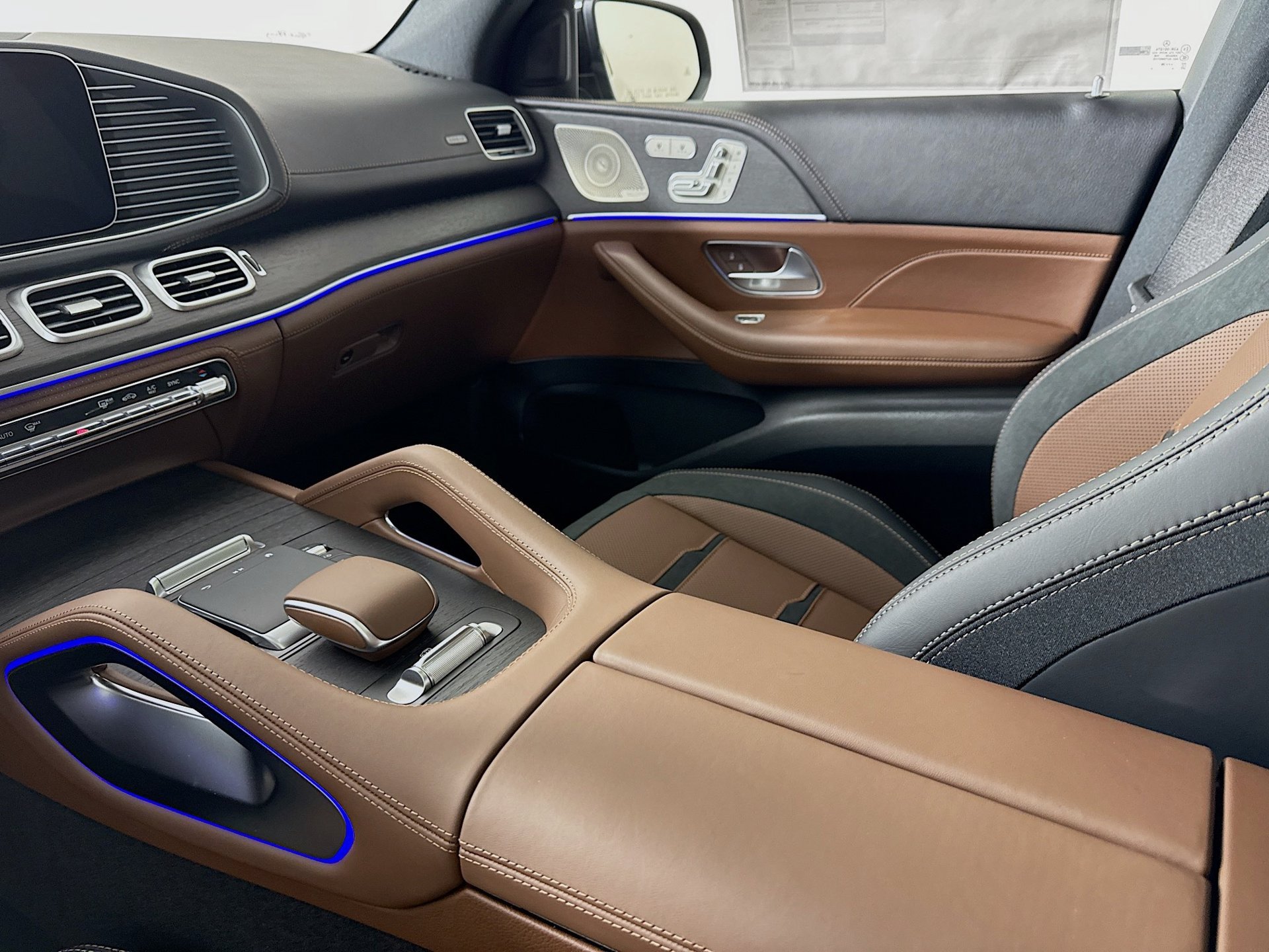 New 2026 Mercedes-Benz GLE 53 AMG 4MATIC Coupe image 26