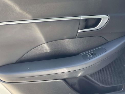 Certified 2025 Hyundai Sonata SEL FWD image 9