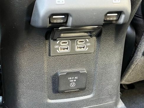 Used 2025 Jeep Wrangler Unlimited Rubicon 4xe w/ Convenience Group AWD/4WD image 24
