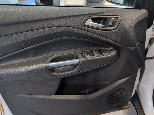 Used 2016 Ford Escape SE AWD/4WD image 13