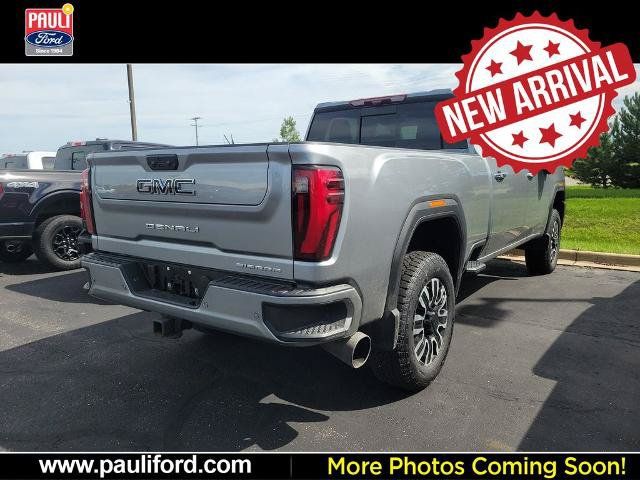 Used 2025 GMC Sierra 2500 Denali w/ Denali Reserve Package AWD/4WD image 4