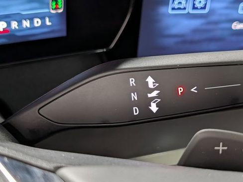 New 2026 Chevrolet Traverse LT image 14