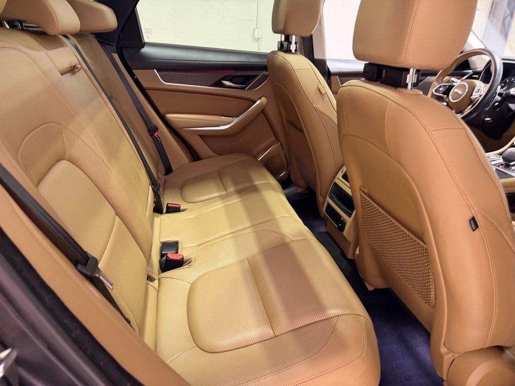 Used 2021 Jaguar F-PACE S AWD/4WD image 41