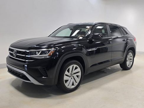 Used 2023 Volkswagen Atlas Cross Sport SE FWD image 30