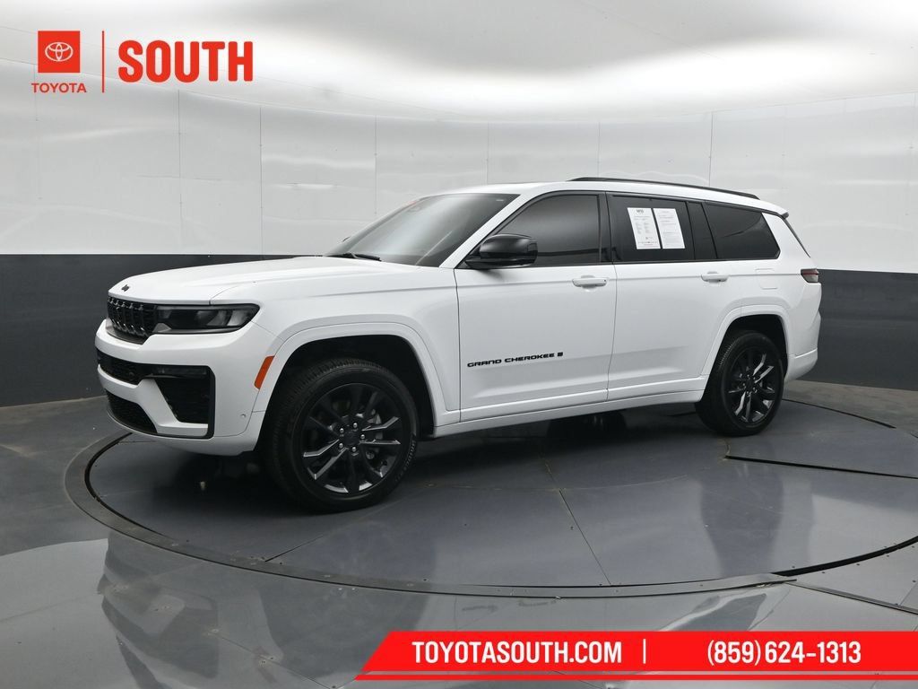 Used 2026 Jeep Grand Cherokee L Limited AWD/4WD image 6