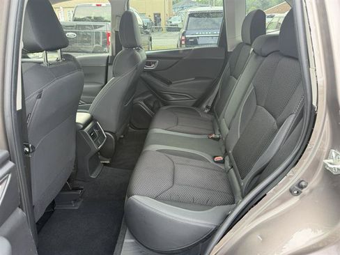 Used 2022 Subaru Forester Premium AWD/4WD image 11
